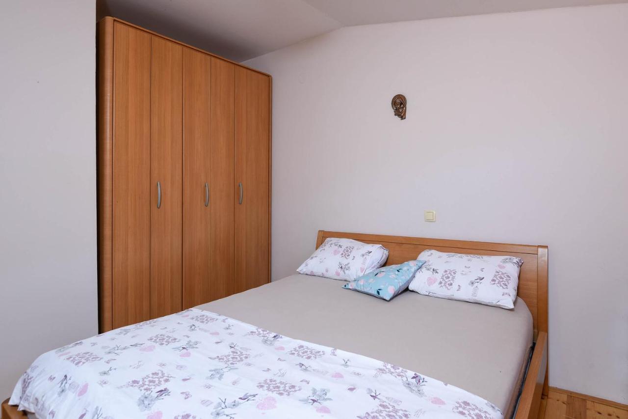 Apartments Karla オレビック エクステリア 写真