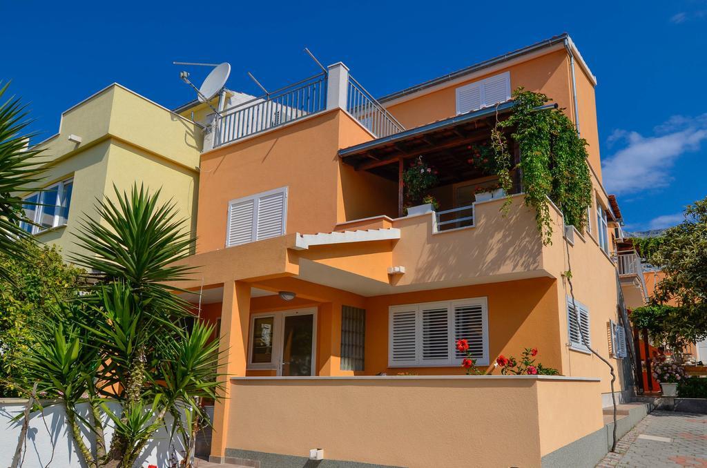 Apartments Karla オレビック エクステリア 写真