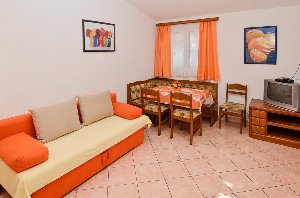 Apartments Karla オレビック 部屋 写真