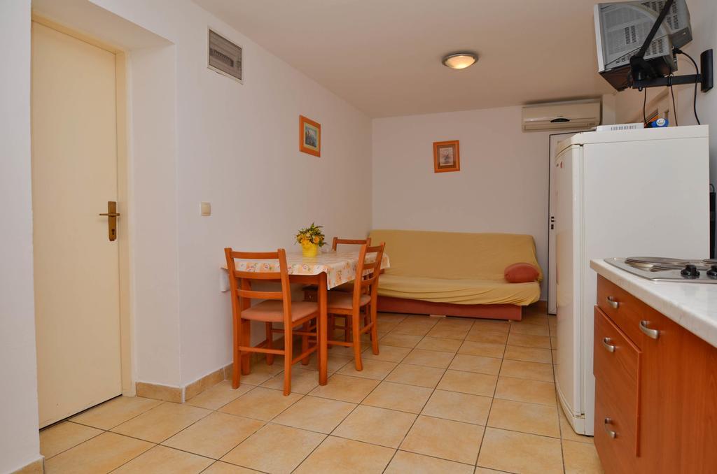 Apartments Karla オレビック 部屋 写真