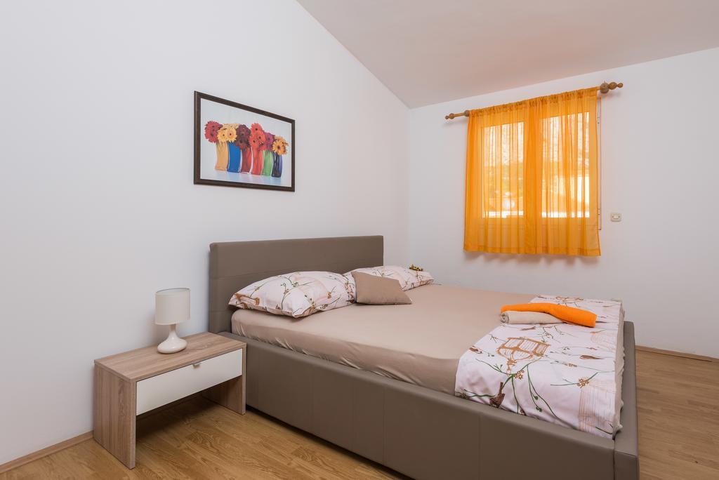 Apartments Karla オレビック エクステリア 写真